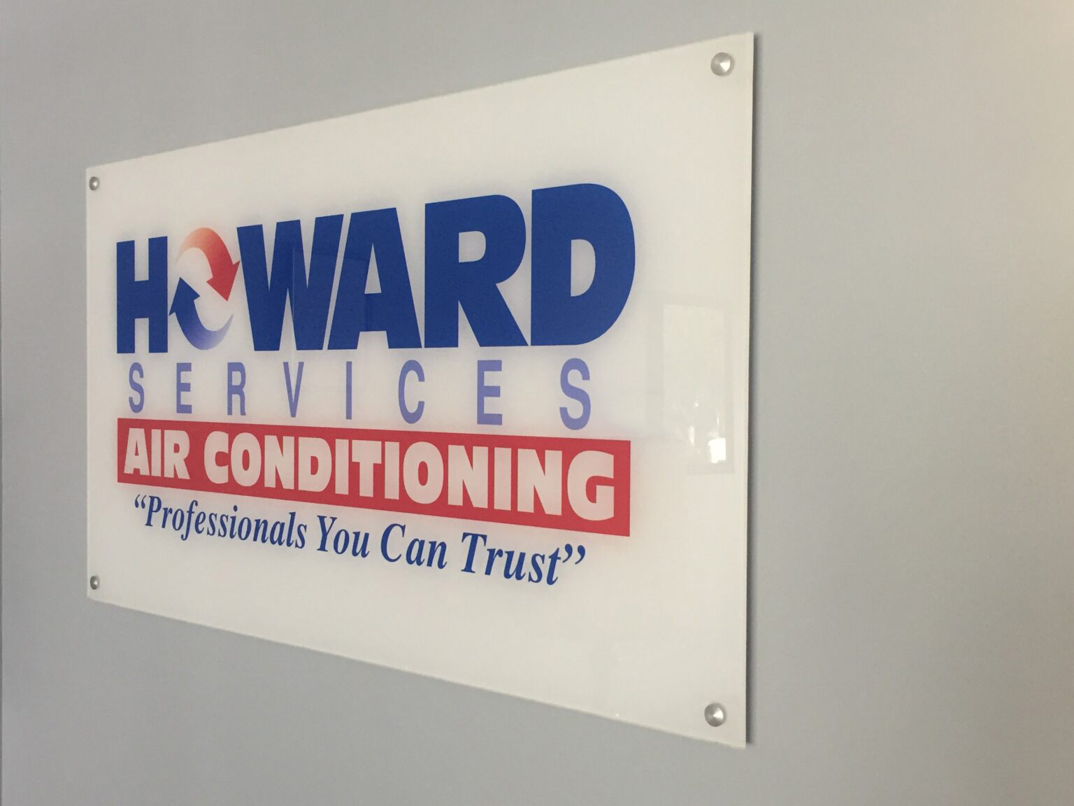 Howard-1-5c4f3a8fa40c4-1536x1152-no-inc